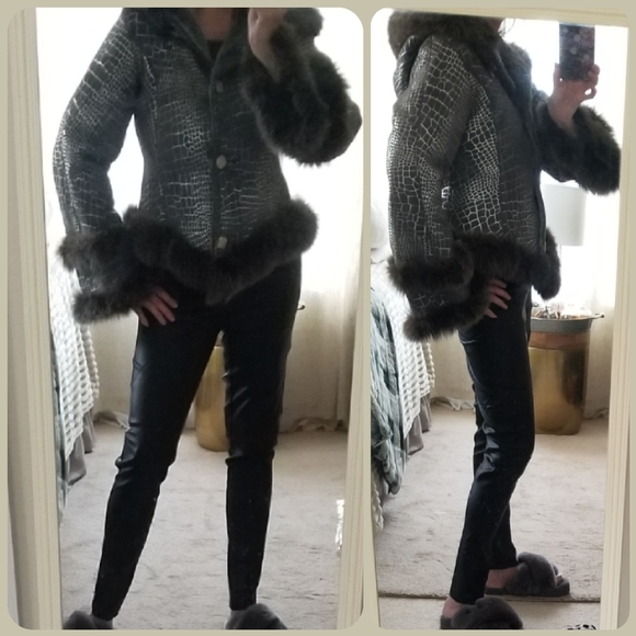 Sheepskin Shearling And Fox Fur Coat - Picture 9 of 10